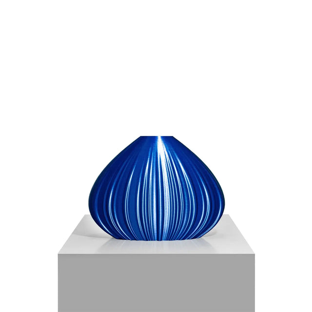 Douglas Medium Guacamayo Blue Sculpture - Akireh