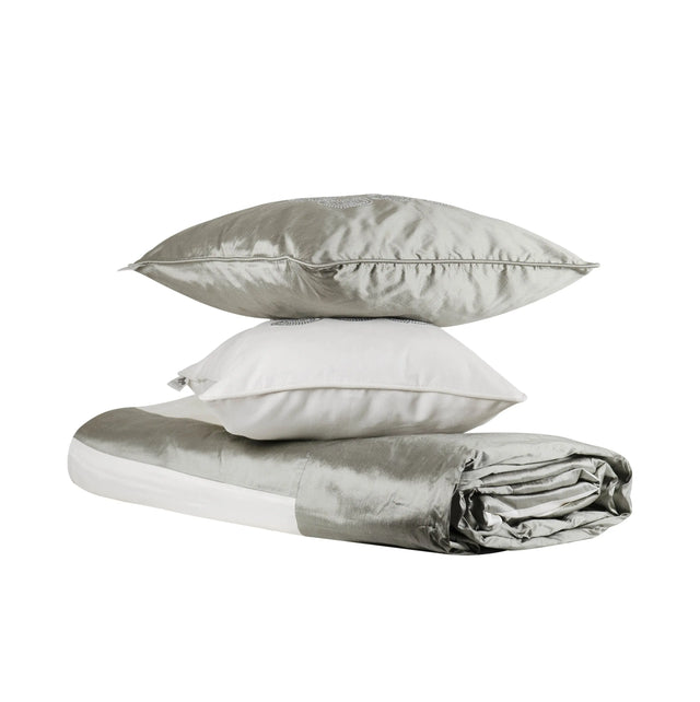 Grey and White Amoeba Bedspread and Cushions Set - Akireh